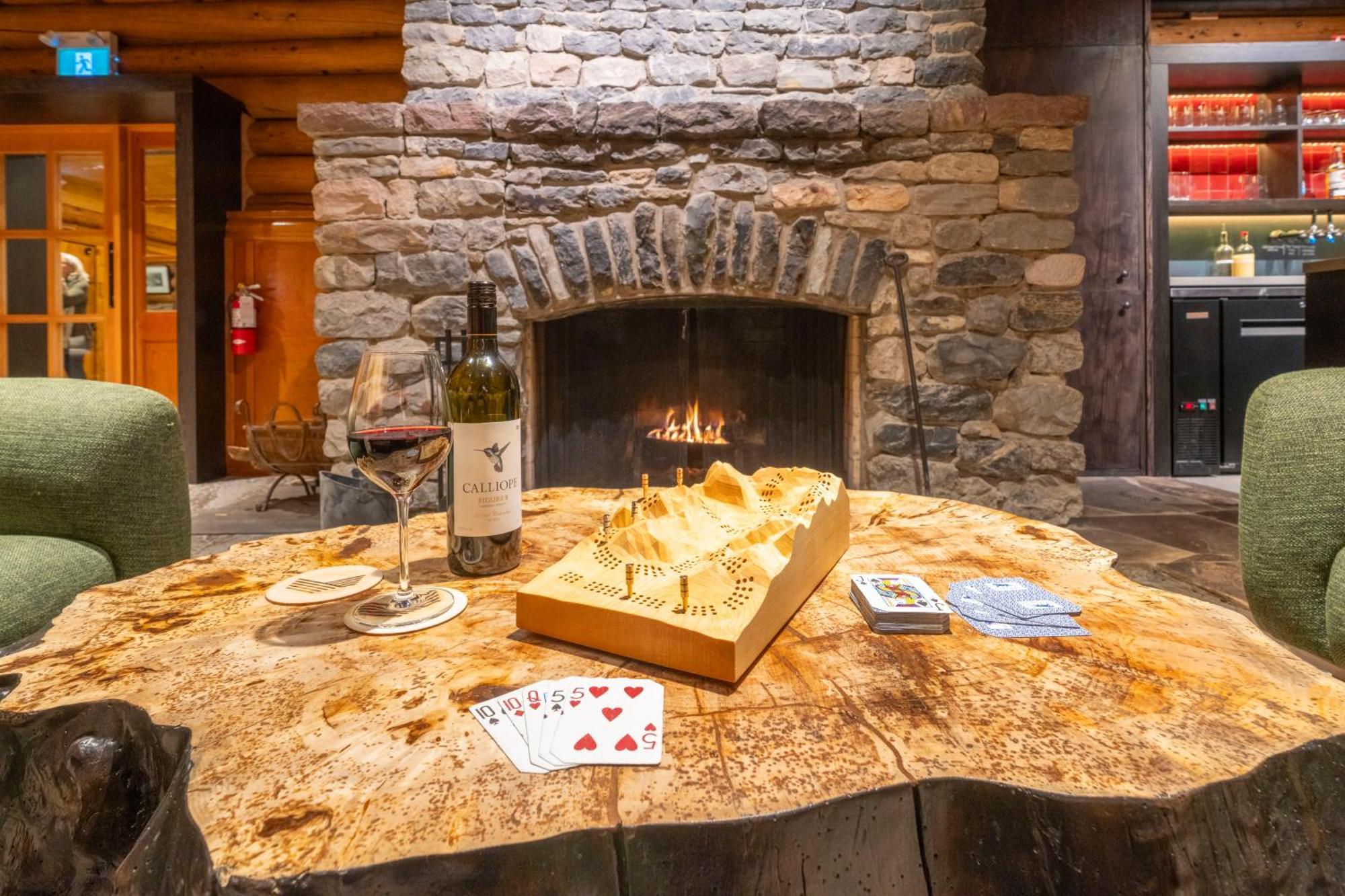 The Lodge At Bow Lake Lake Louise Exterior foto