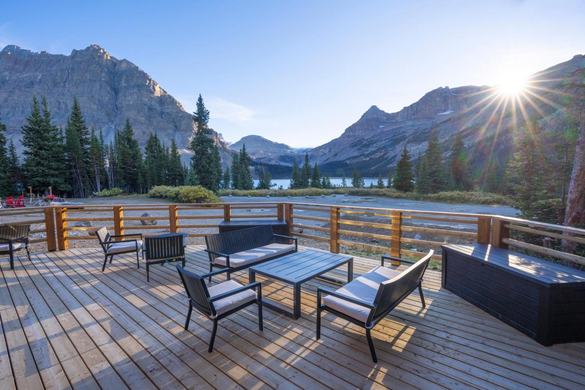 The Lodge At Bow Lake Lake Louise Exterior foto