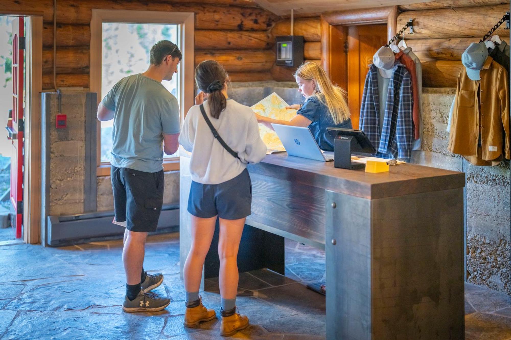 The Lodge At Bow Lake Lake Louise Exterior foto