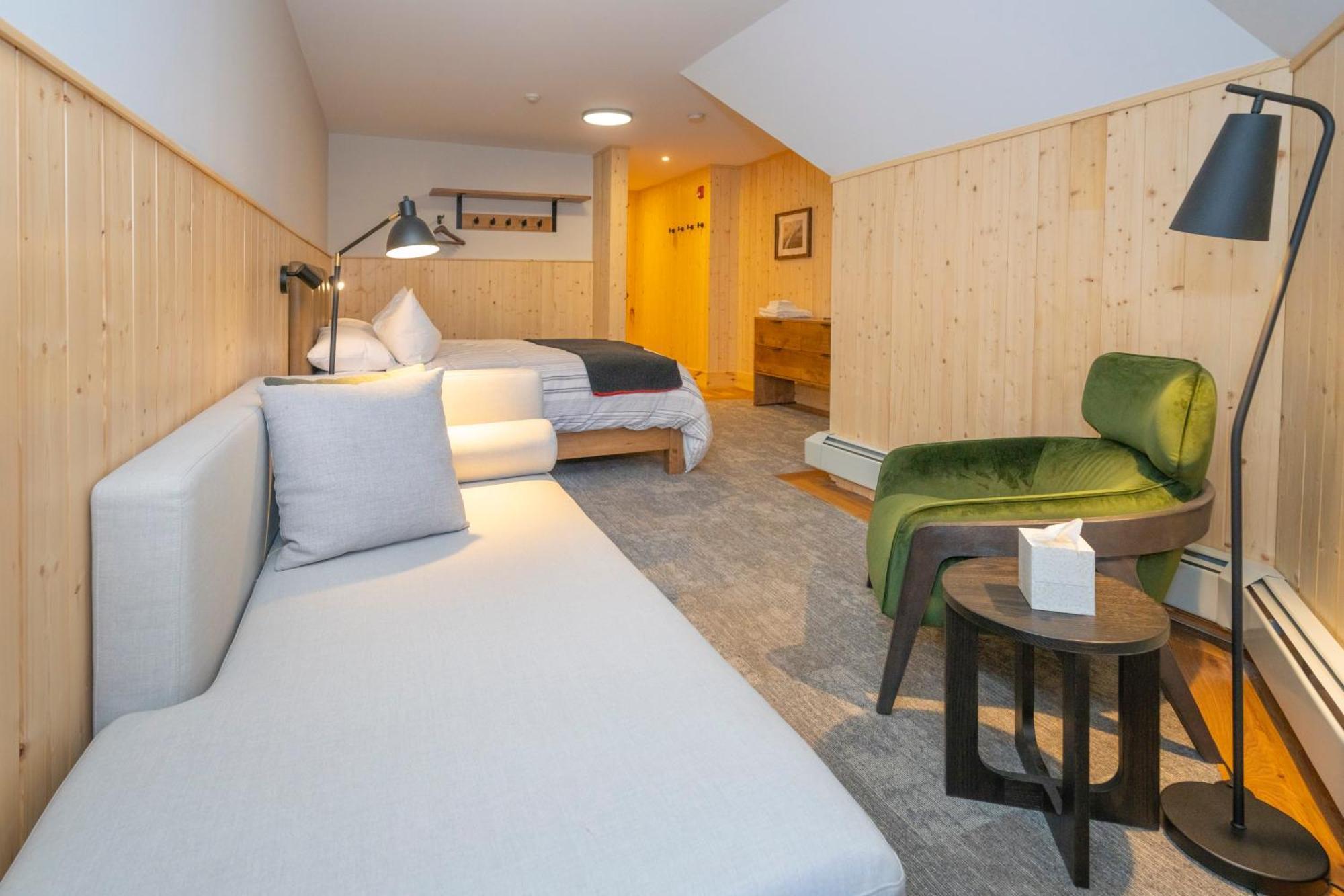 The Lodge At Bow Lake Lake Louise Exterior foto