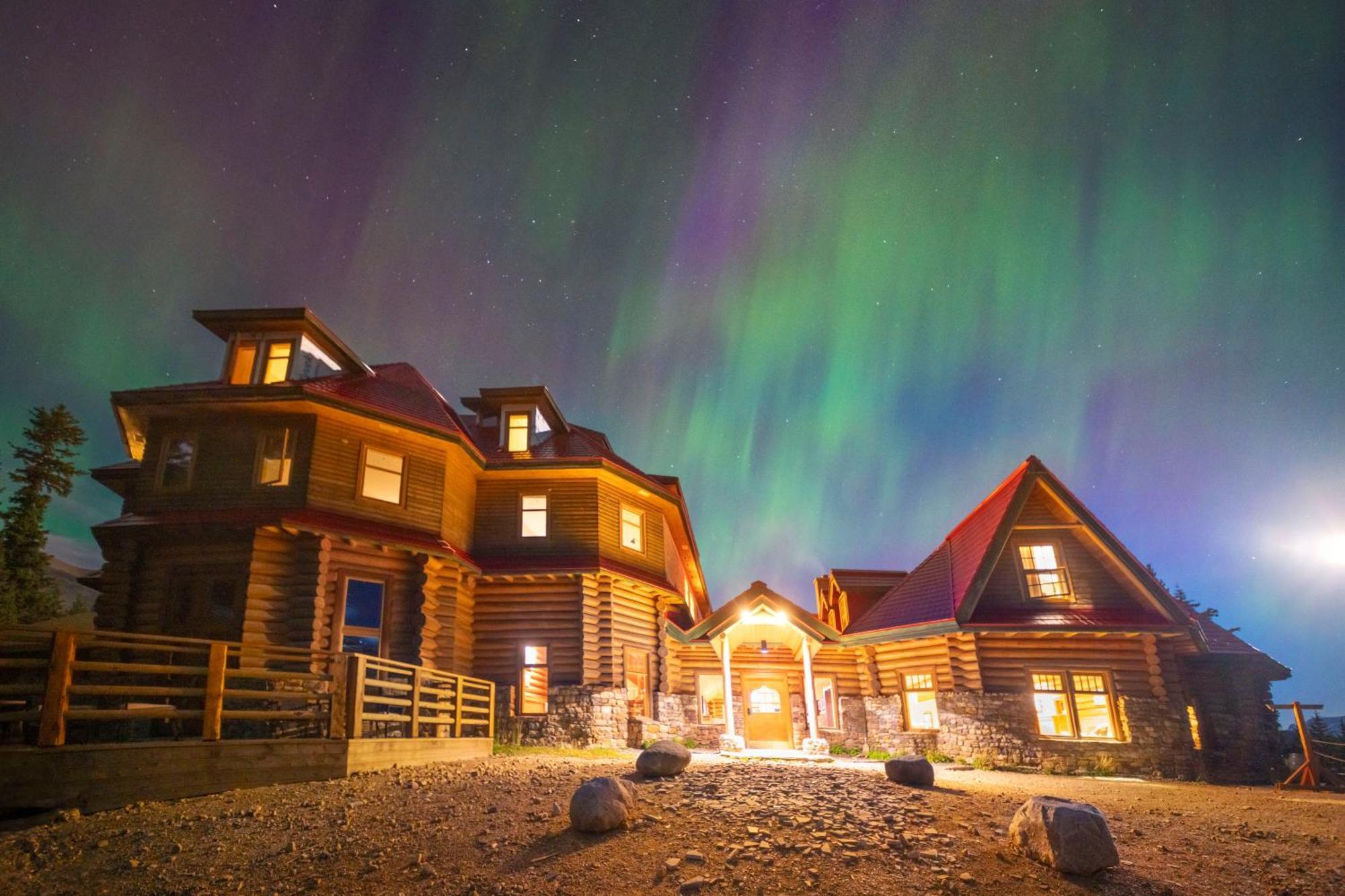 The Lodge At Bow Lake Lake Louise Exterior foto